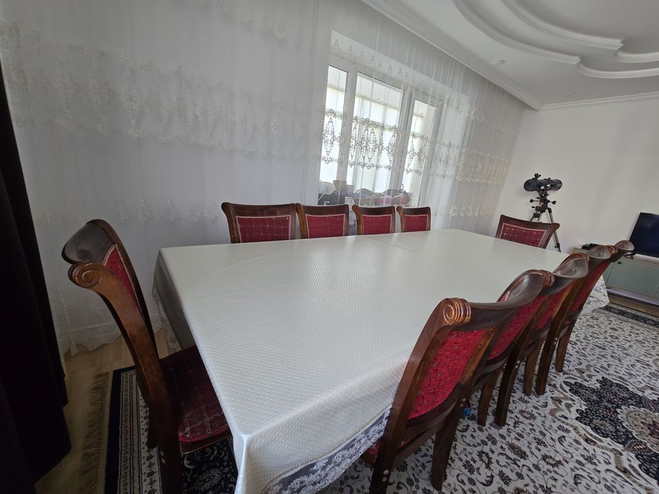 Продам стол со стульями