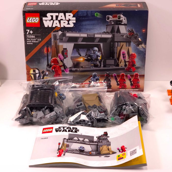 Vând LEGO Star Wars Paz Vizsla and Moff Gideon Battle (75386) 289 PCS