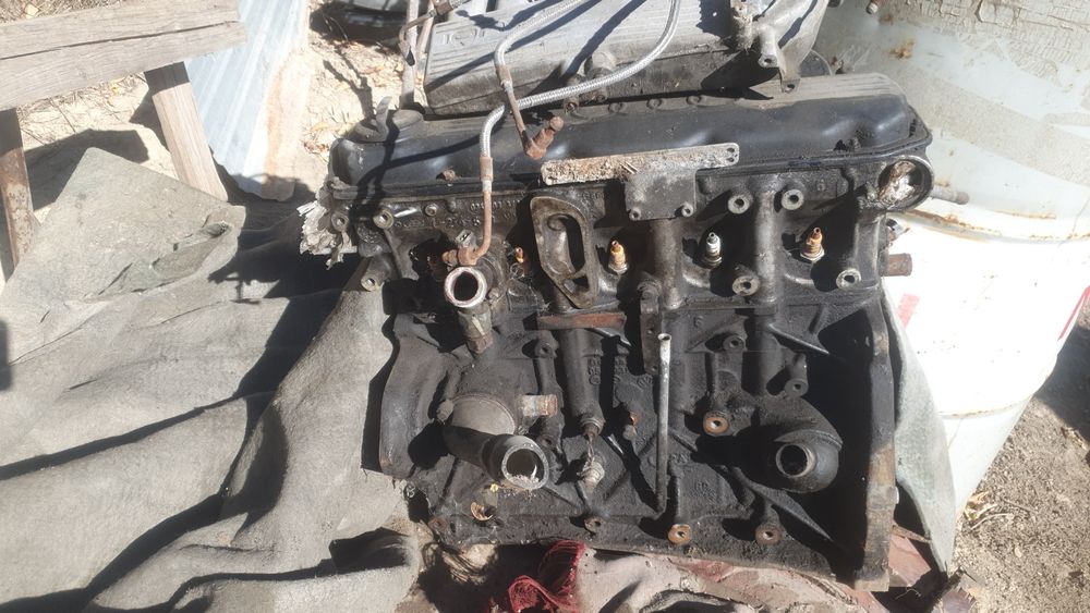 ГБЦ ауди 100 селедка 2.3