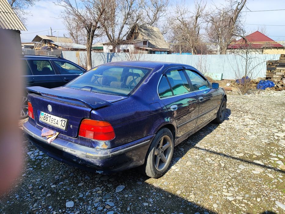 BMW e39 2.5 л. 1997 г.