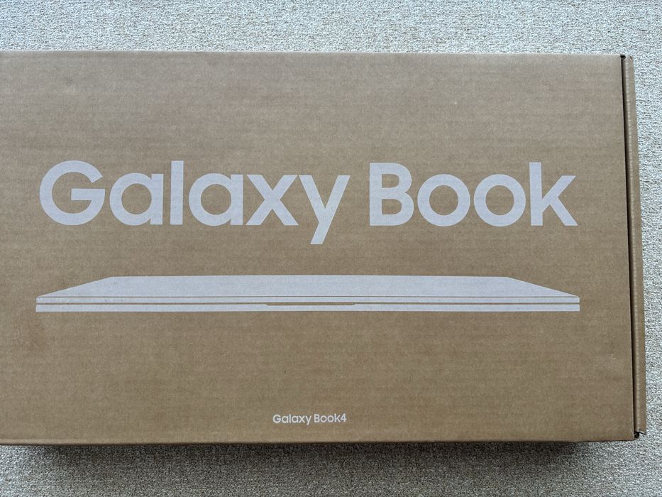 Galaxy Book 4 gray i3 8/256gb sigilat
