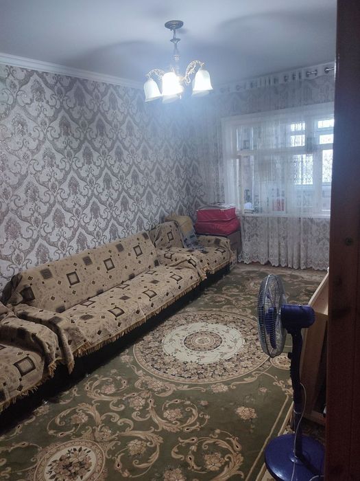 Продается квартира в городе Янгиюле.