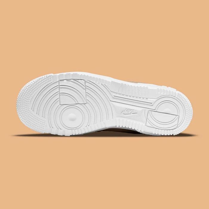 Nike 36/5 р. оригинальная обувь