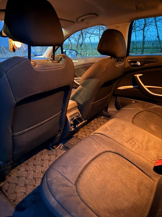 Vând auto Citroen C5