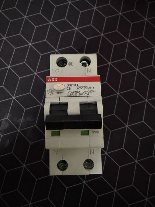 Intrerupator automat RCBO