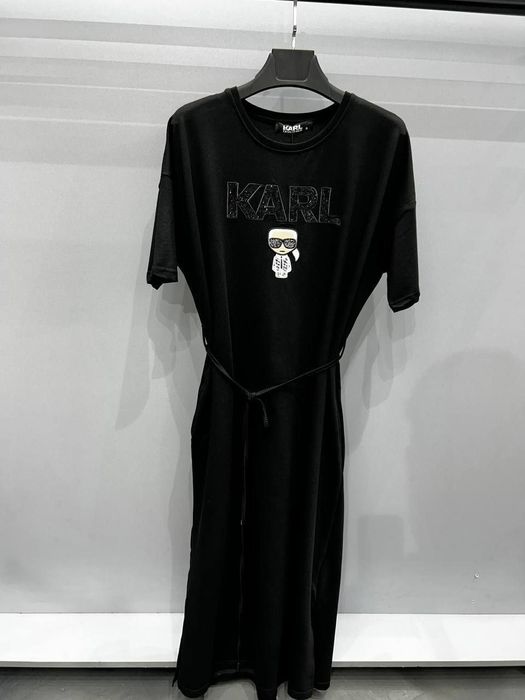 Compleuri și rochite