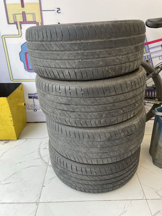 Продам резины 225/45/17
