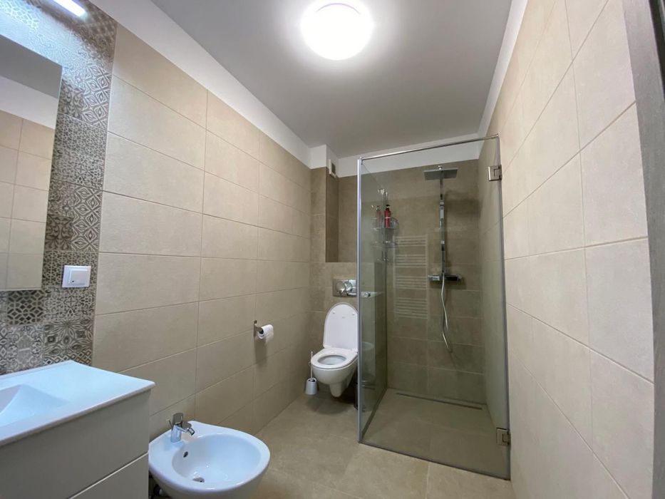 De închiriat – Apartament