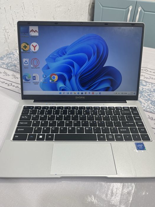 Продам ноутбук в идеальном состоянии