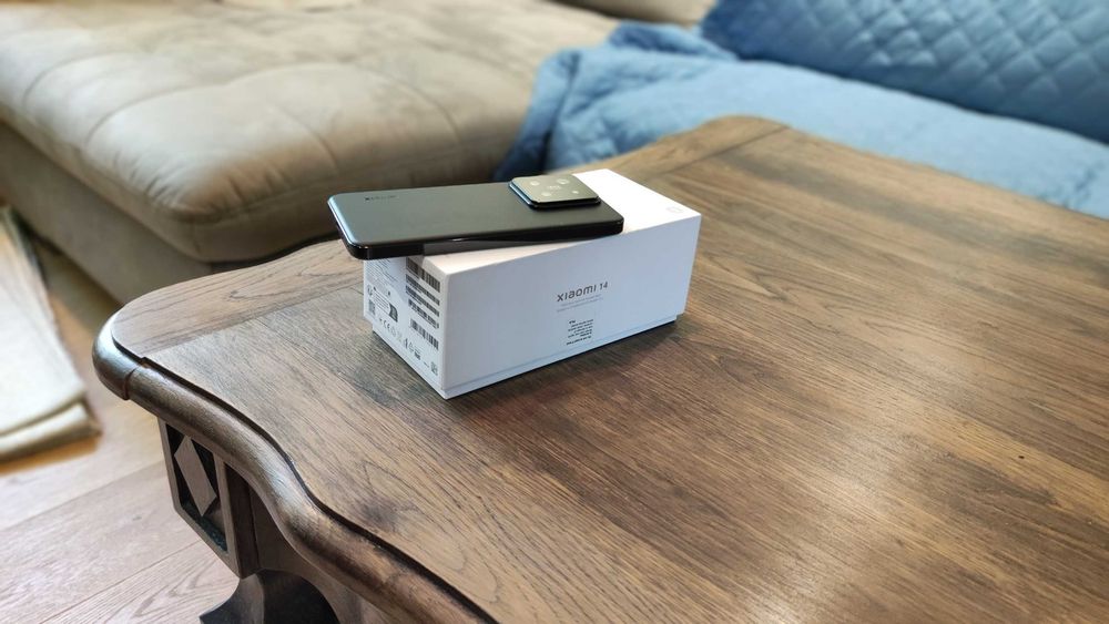 Xiaomi 14 12/512 гб. отличен !