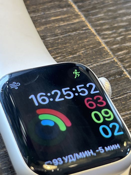 Продам apple watch 8 41mm