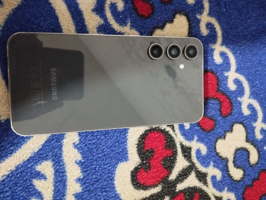 Samsung 23Fe хорошое состояние