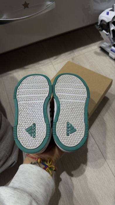 Маратонки Adidas