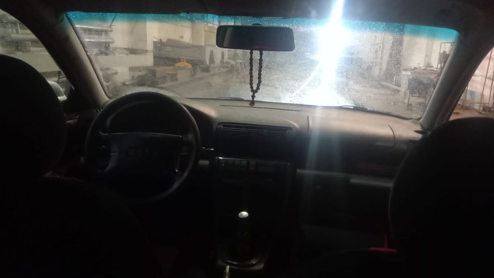 Прода Ауди А4  2,6