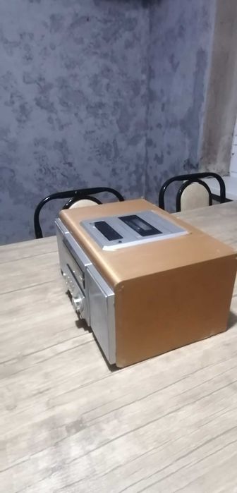 Музыкальная Магнитола