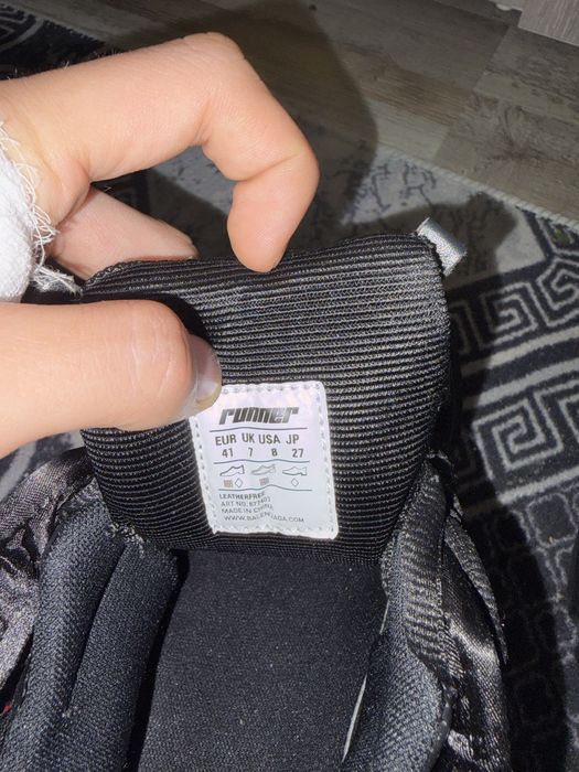 Balenciaga runner Graffiti