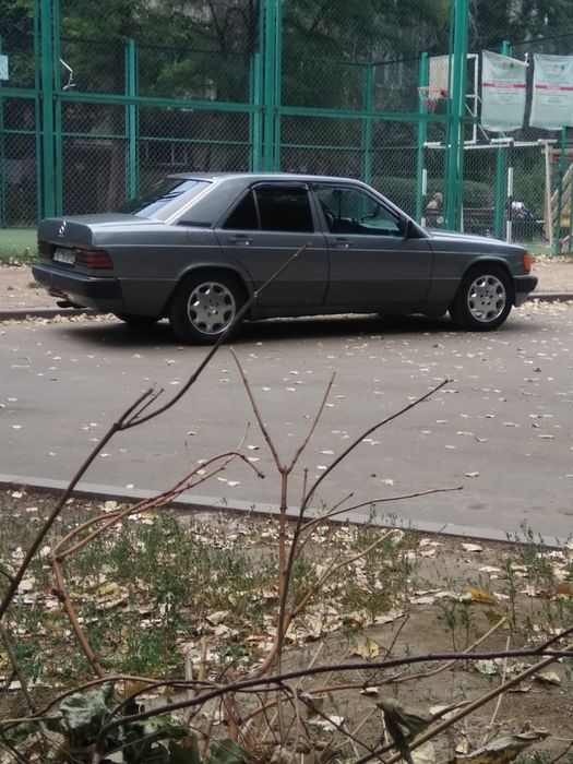 Продам Мерседес 190