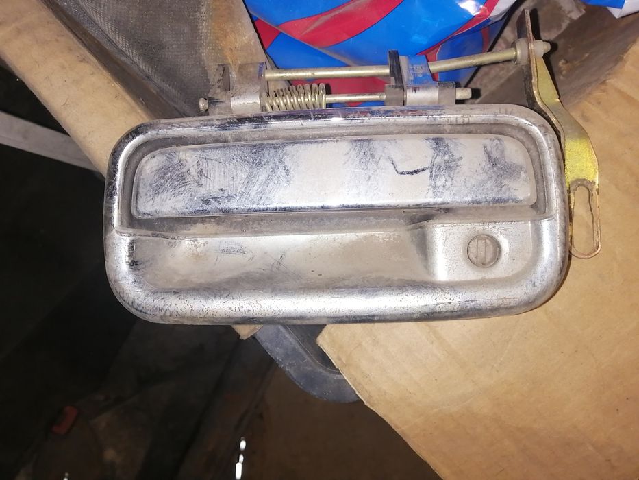 Пластик и проводка на Прадо