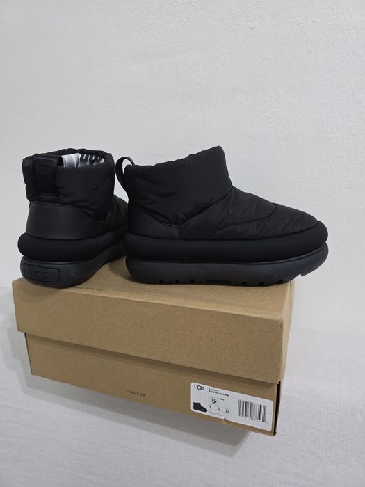 Ugg noi și originale, potrivite pt nr. 35