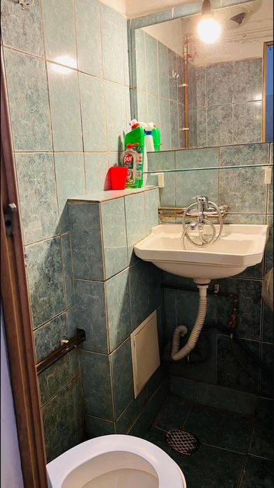 Închiriez garsoniera conf.3