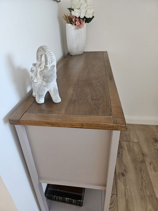 Comodă  lemn  masiv