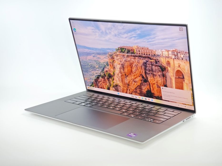 DELL XPS 15 9520 Intel i9-12900HK RTX 3050(4GB) SSD 1TB/32GB | #R93716