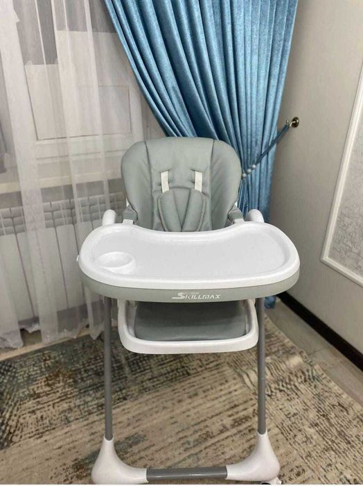 Стол для кормления