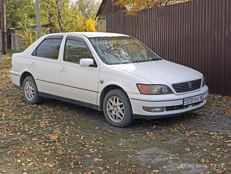 Toyota Vista, 1999