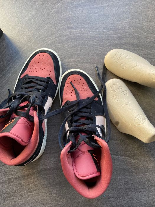 Jordan 1 Mid Canyon Rust