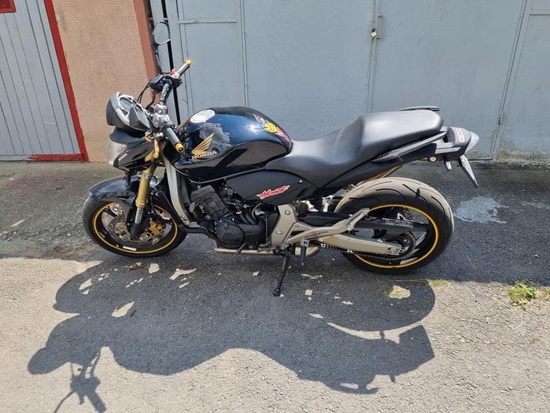 Honda hornet pc41