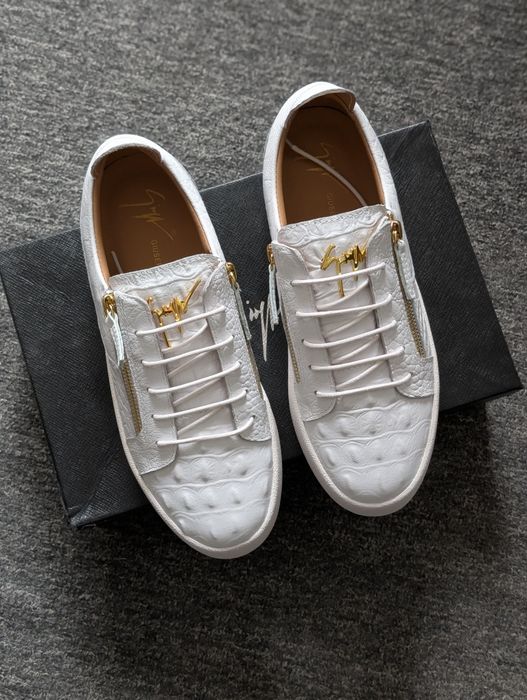 Giuseppe Zanotti 40