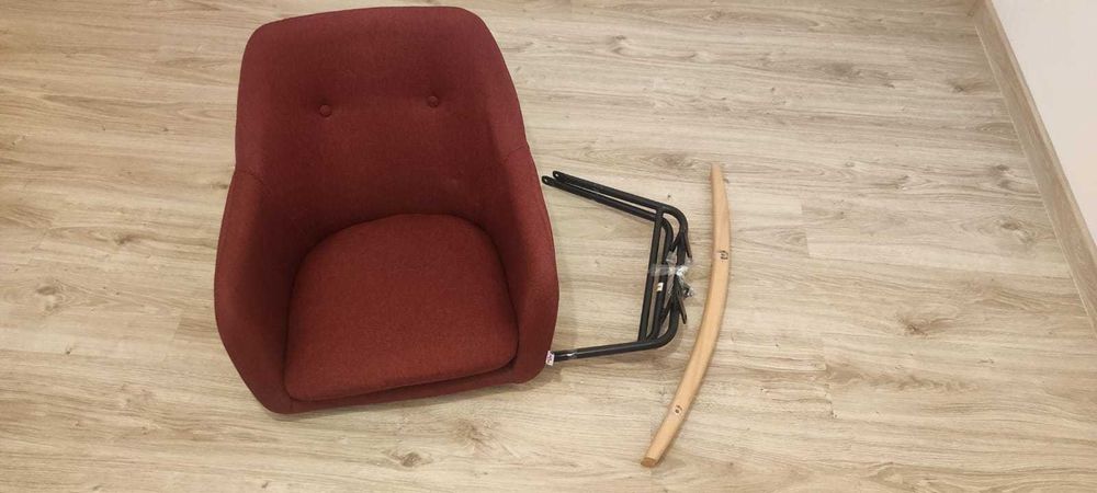 Scaun balansoar - perfect pentru adormirea bebelusului