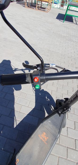 Продаю электросамокат