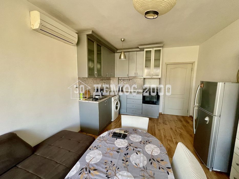 Дава се под наем Двустаен апартамент в к.к. Св.Св. Константин и Елена - 60 кв.м за 398.82 € - Снимка #3