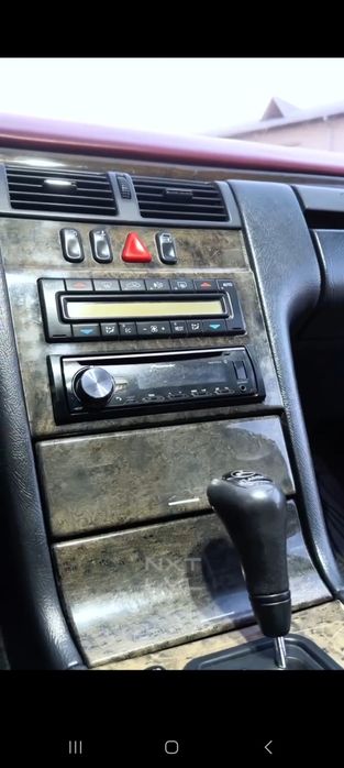 Mercedes benz w 210 E 200