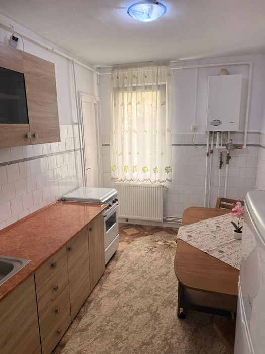 Apartament 2 camere zona tudor vladimirescu spre inchiriere — fotografia 3