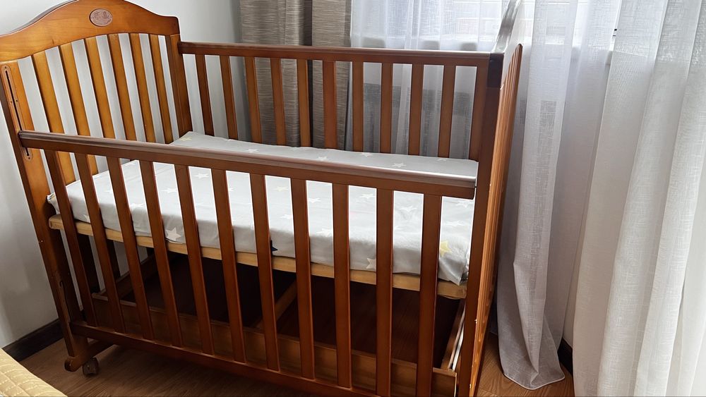 Детская кровать манеж