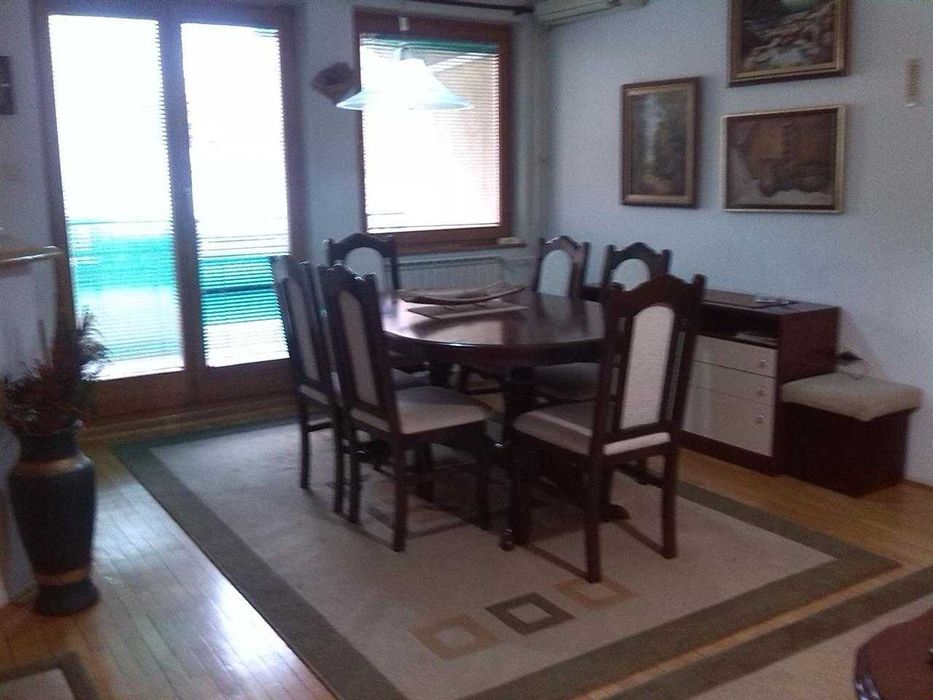 Дава се под наем Двустаен апартамент в Пловдив, Кючук Париж - 51 кв.м за 188.7 € - Снимка #2