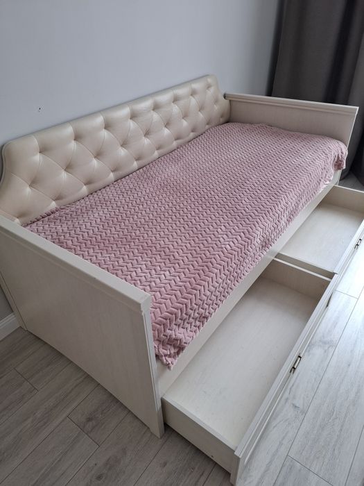 Продам кровать (детская/для подростка) 90×200