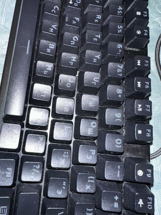 Клавиатура Genesis Thor 300