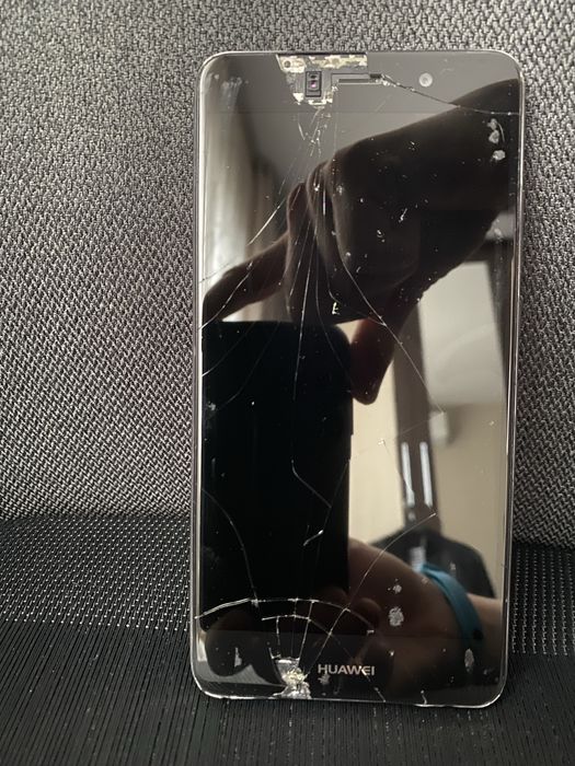 Телефон Huawei за части