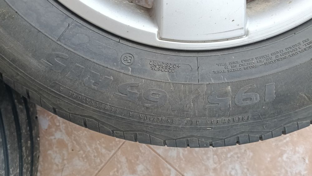 Vând jante aliaj Volkswagen Jetta 2006 diametrul 15
