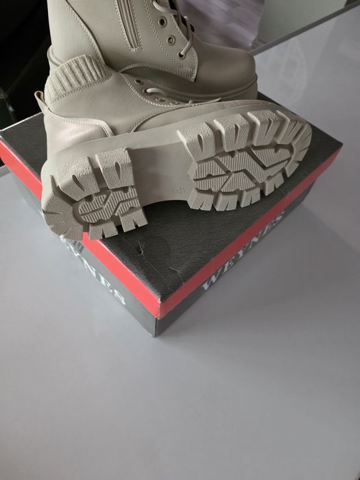 Женски боти естествена кожа