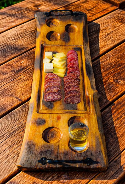 ПЛАТО ОТ ДЪРВО Поднос за Мезета