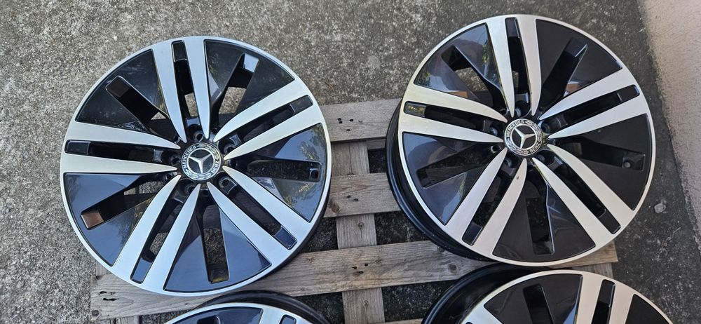 5/112/18 mercedes w222 2020г. Оригинални джанти безупречни