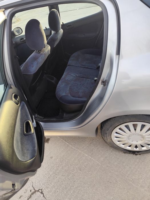 Пежо 206 1.4 75 к.с. Peugeot бензин