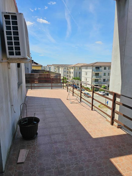 Apartament 2 camere cu terasă generoasă de 27 mp