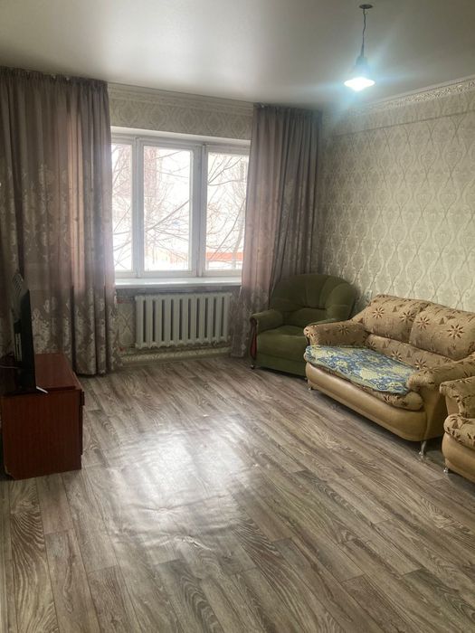 Продам 4-х комнатную квартиру