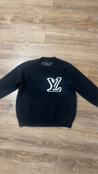 Pulover LV  Black