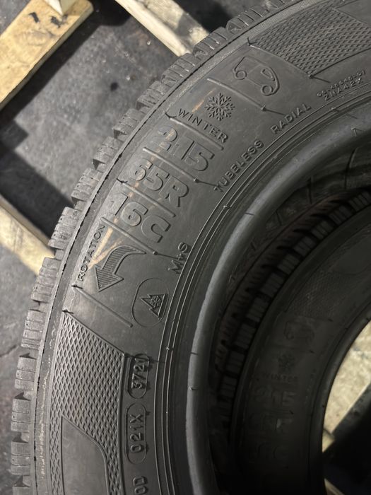 215/65R16C 109/107R Kleber dot21